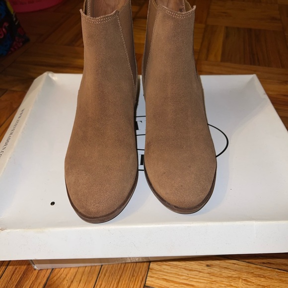 Steve Madden chelsea boots - Picture 3 of 3